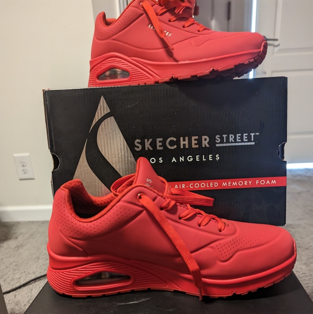 Sketchers Red Size 8 Women Sneakers